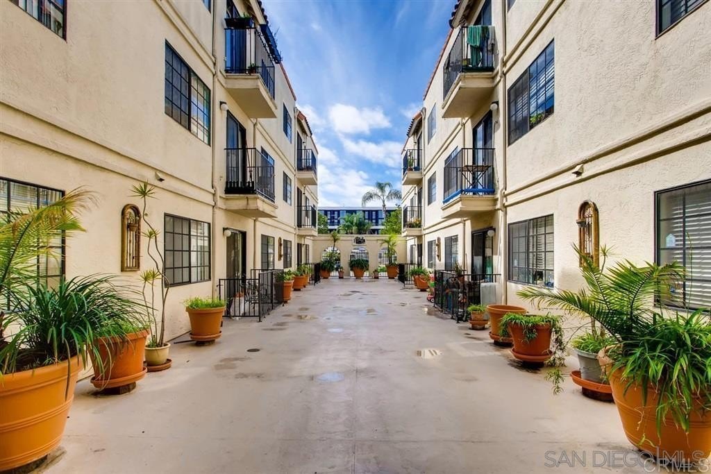 San Diego, California, 92104, United States, 2 Bedrooms Bedrooms, ,2 BathroomsBathrooms,Residential,For Sale,1794414