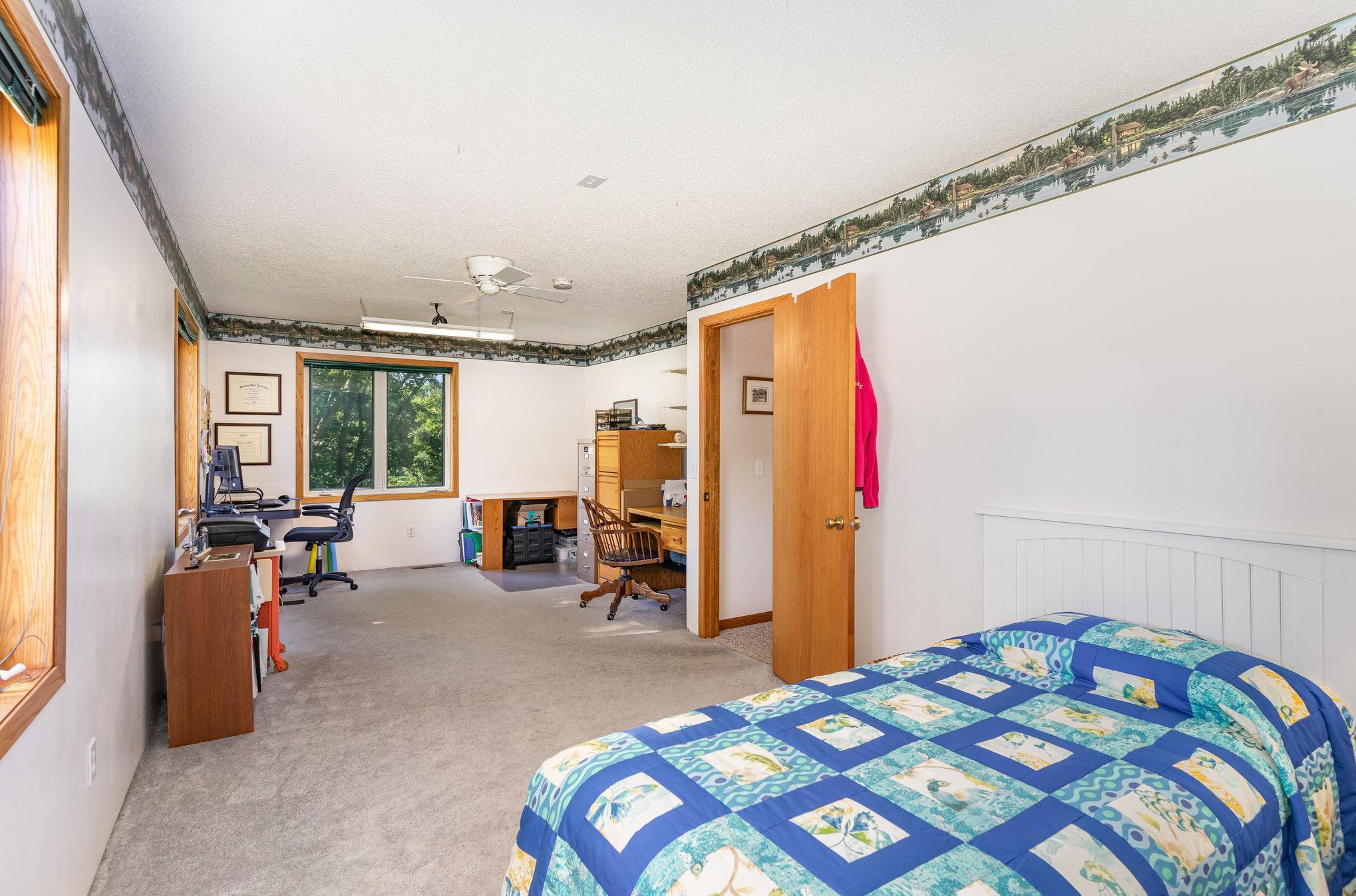 Lakeville, Minnesota, 55044, United States, 5 Bedrooms Bedrooms, ,1 BathroomBathrooms,Residential,For Sale,1989528