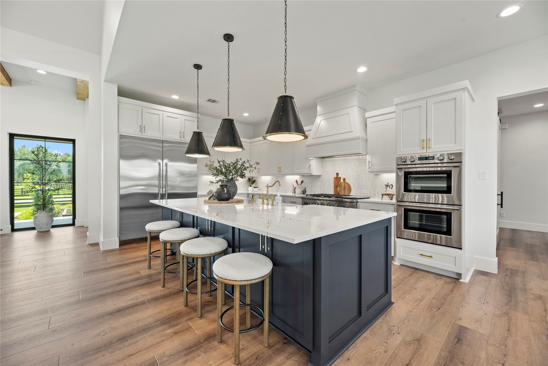 Montgomery, Texas, 77356, United States, 4 Bedrooms Bedrooms, ,5 BathroomsBathrooms,Residential,For Sale,1987481