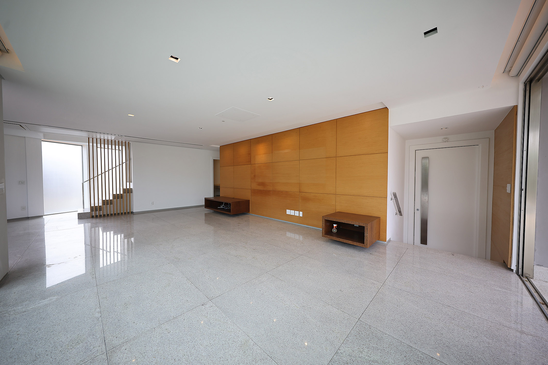  Duplex Penthouse in Jardim Oceânico, Just Steps from the Beach - 物件實景