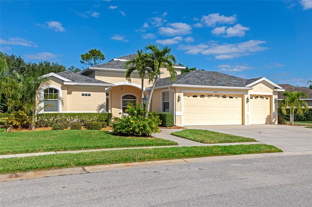 Lakewood Ranch, Florida, 34202, United States, 5 Bedrooms Bedrooms, ,3 BathroomsBathrooms,Residential,For Sale,1991249