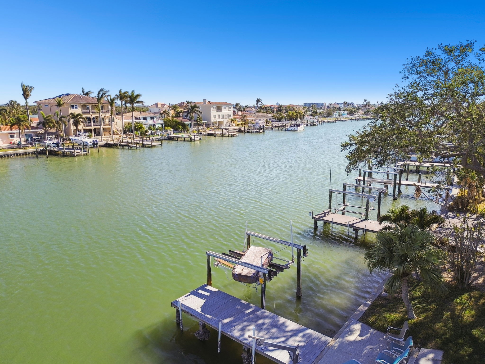 Madeira Beach, Florida, 33708, United States, 3 Bedrooms Bedrooms, ,2 BathroomsBathrooms,Residential,For Sale,1943278