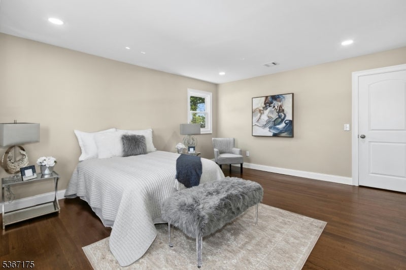 Union Twp., New Jersey, 07083, United States, 4 Bedrooms Bedrooms, ,3 BathroomsBathrooms,Residential,For Sale,1935310