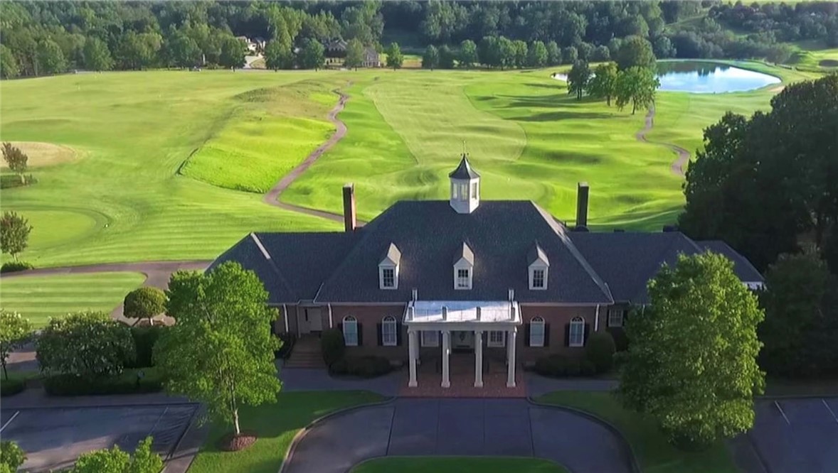 Seneca, South Carolina, 29678, United States, 4 Bedrooms Bedrooms, ,3 BathroomsBathrooms,Residential,For Sale,1900904