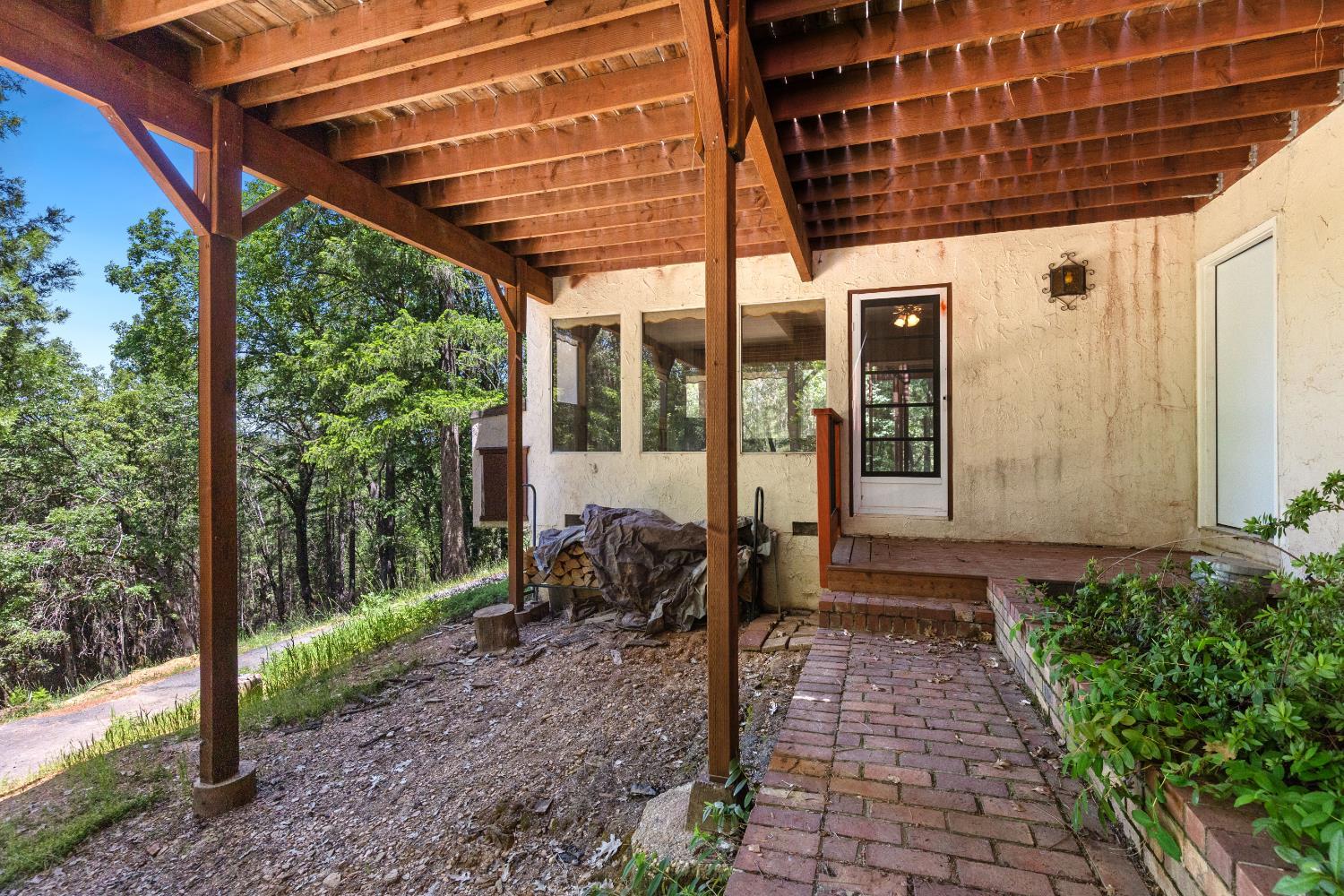 Colfax, California, 95713, United States, 4 Bedrooms Bedrooms, ,3 BathroomsBathrooms,Residential,For Sale,1927912