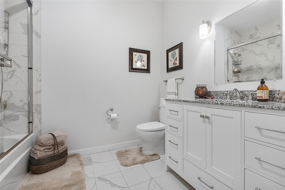 South Side, Pennsylvania, 15203, United States, 2 Bedrooms Bedrooms, ,3 BathroomsBathrooms,Residential,For Sale,1991307