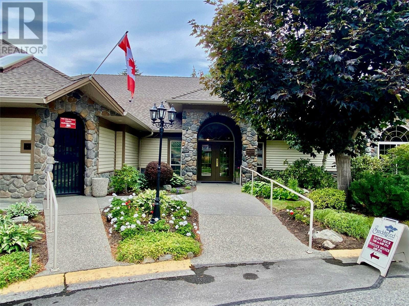 KELOWNA, British Columbia, V1V 1Z4, CA, 2 Bedrooms Bedrooms, ,2 BathroomsBathrooms,Residential,For Sale,1960931