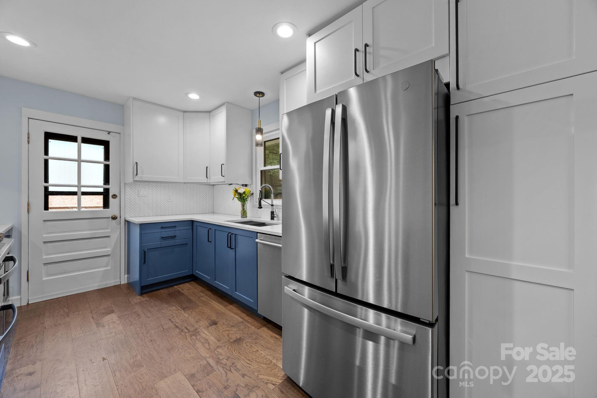 Charlotte, North Carolina, 28270, United States, 4 Bedrooms Bedrooms, ,3 BathroomsBathrooms,Residential,For Sale,1917923