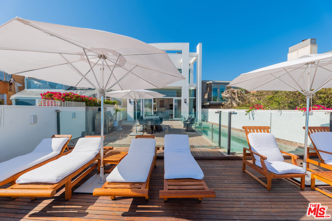 Malibu, California, 90265, United States, 4 Bedrooms Bedrooms, ,6 BathroomsBathrooms,Residential,For Sale,1912115