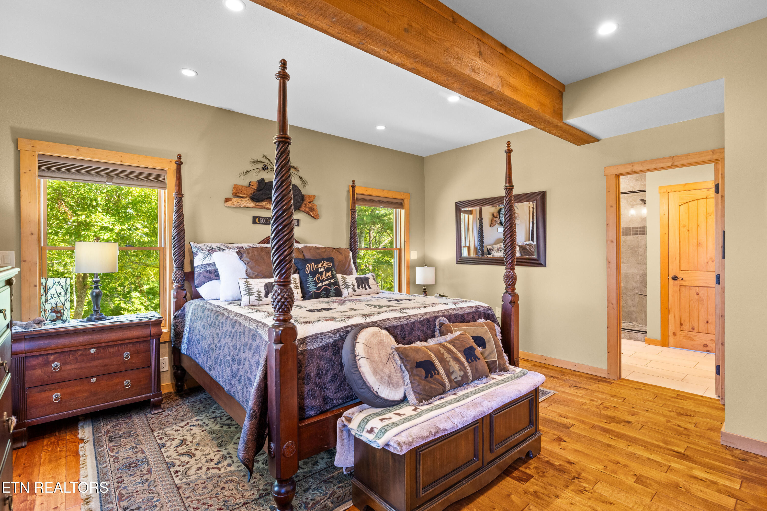 Sevierville, Tennessee, 37862, United States, 3 Bedrooms Bedrooms, ,3 BathroomsBathrooms,Residential,For Sale,1979377