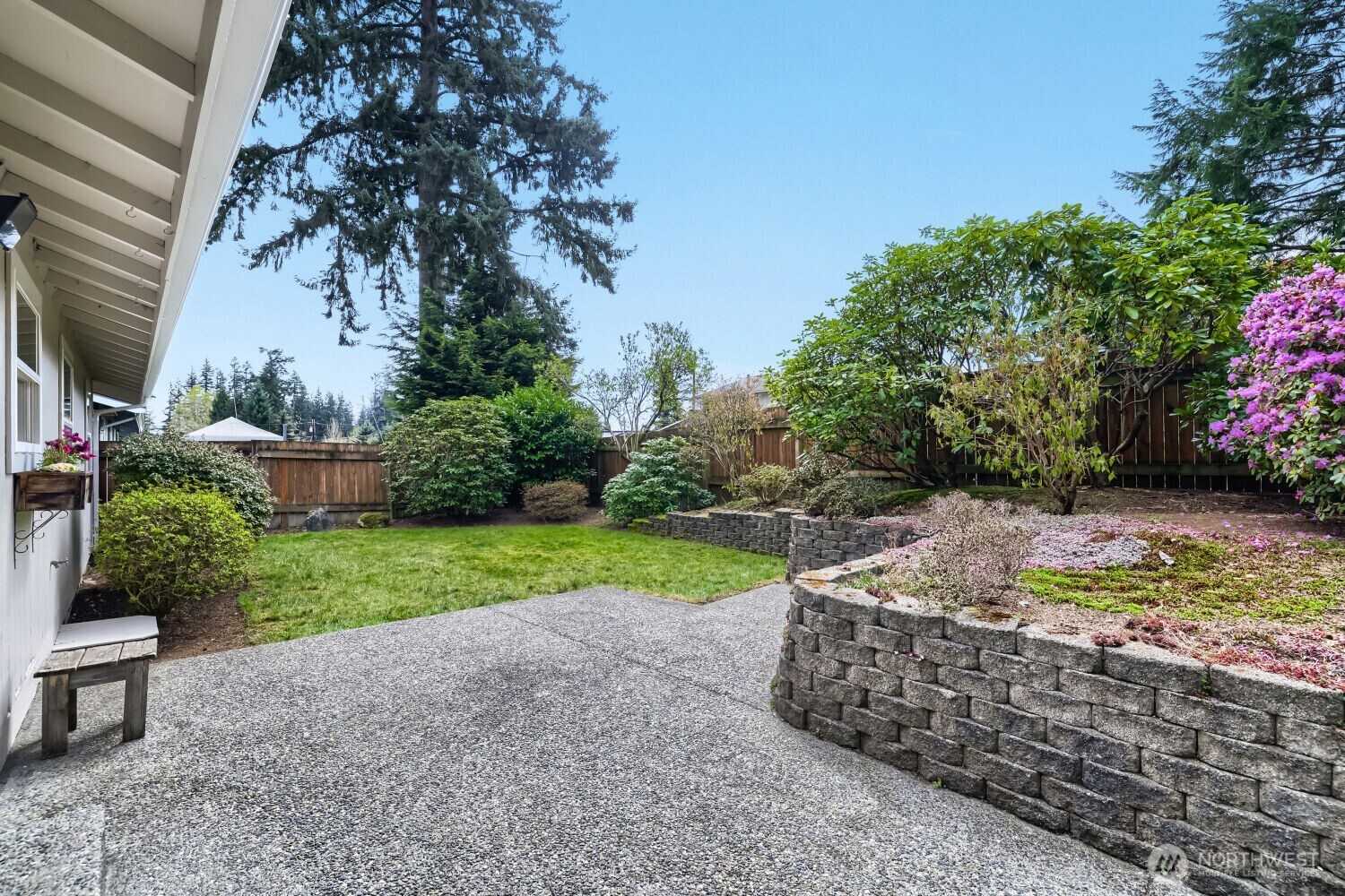 Everett, Washington, 98208, United States, 3 Bedrooms Bedrooms, ,1 BathroomBathrooms,Residential,For Sale,2036475