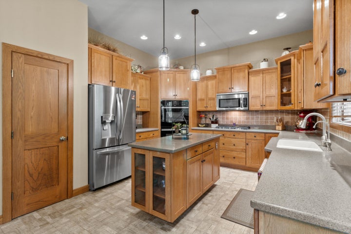 Crown Point, Indiana, 46307, United States, 3 Bedrooms Bedrooms, ,3 BathroomsBathrooms,Residential,For Sale,1942577