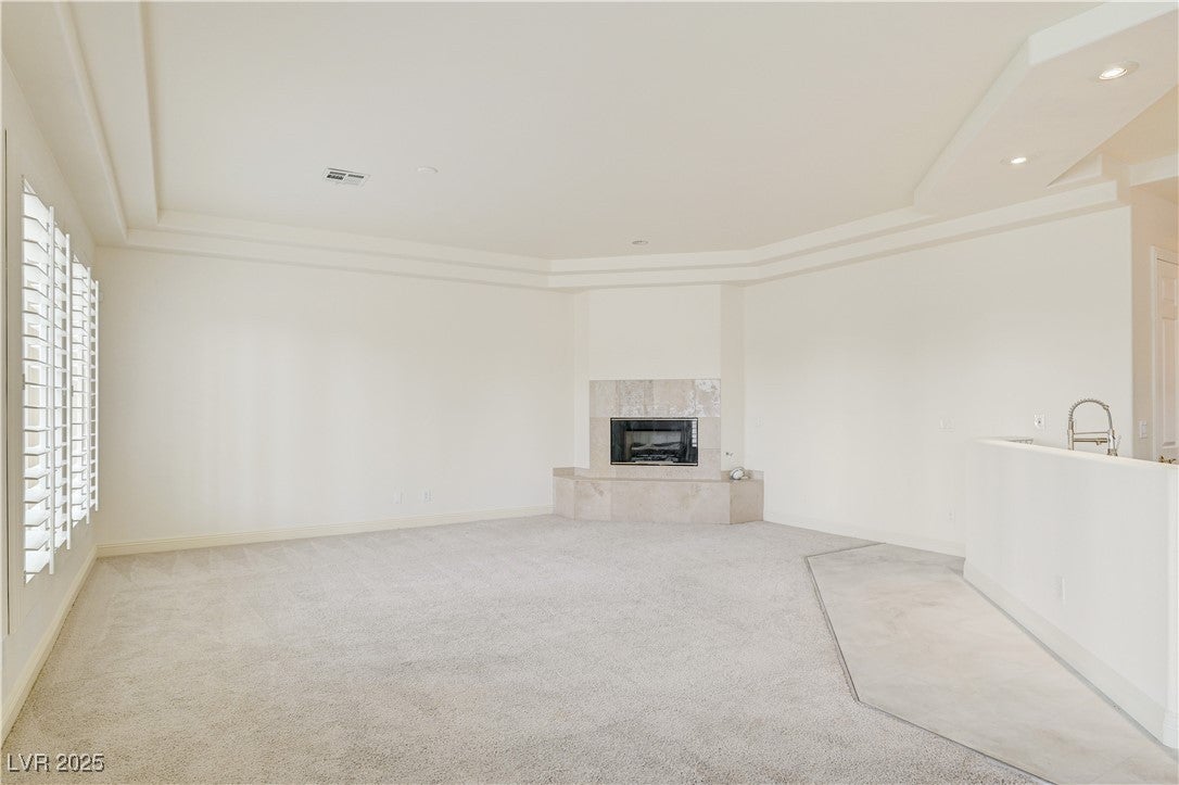 Las Vegas, Nevada, 89117, United States, 4 Bedrooms Bedrooms, ,5 BathroomsBathrooms,Residential,For Sale,2005418