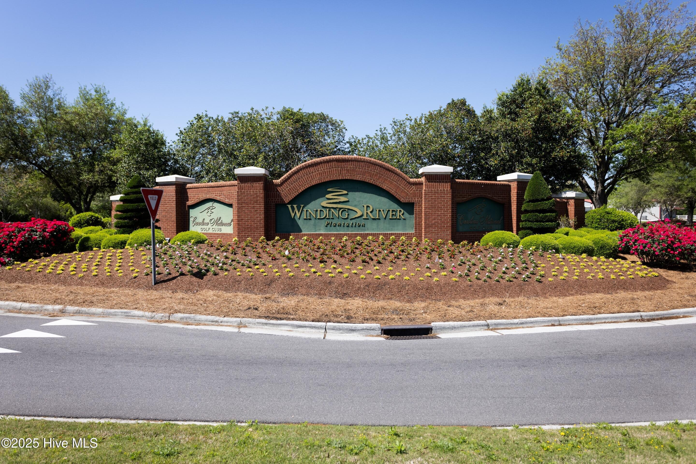 Bolivia, North Carolina, 28422, United States, 4 Bedrooms Bedrooms, ,3 BathroomsBathrooms,Residential,For Sale,1866825