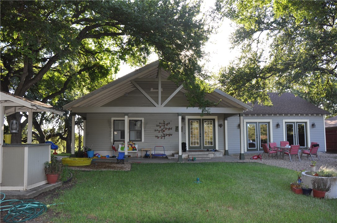 Austin, Texas, 78741, United States, 3 Bedrooms Bedrooms, ,3 BathroomsBathrooms,Residential,For Sale,1960519
