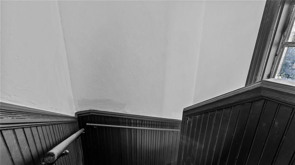 Pawtucket, Rhode Island, 02860, United States, 9 Bedrooms Bedrooms, ,3 BathroomsBathrooms,Residential,For Sale,2009086