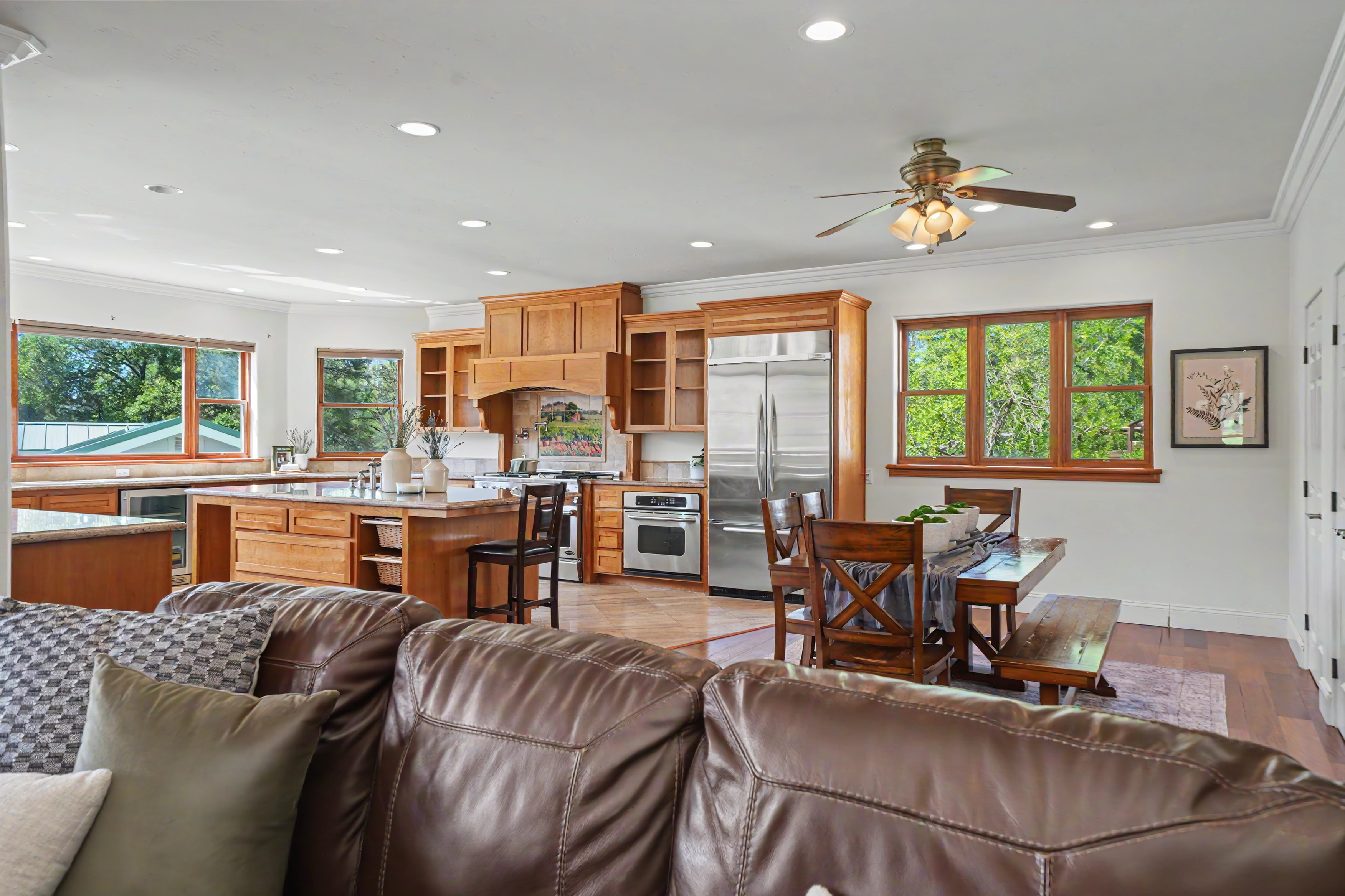  40 Acres - Fully Wheelchair Accessible - Indoor Pool - 物件實景