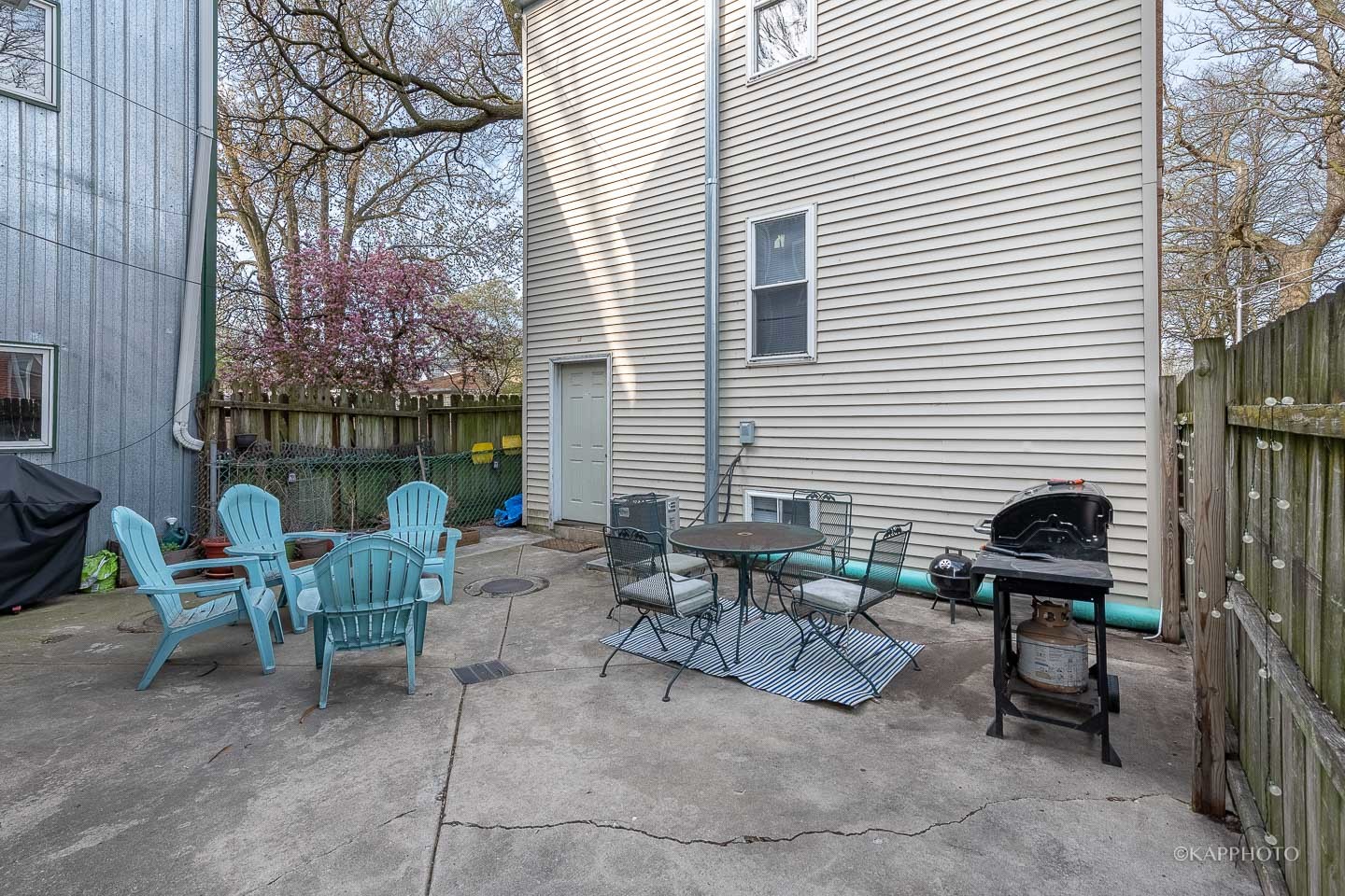 Chicago, Illinois, 60618, United States, 9 Bedrooms Bedrooms, ,Residential,For Sale,1977178