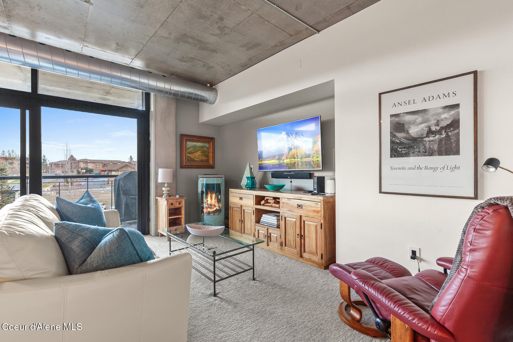 Coeur d'Alene, Idaho, 83814, United States, 2 Bedrooms Bedrooms, ,2 BathroomsBathrooms,Residential,For Sale,2007822