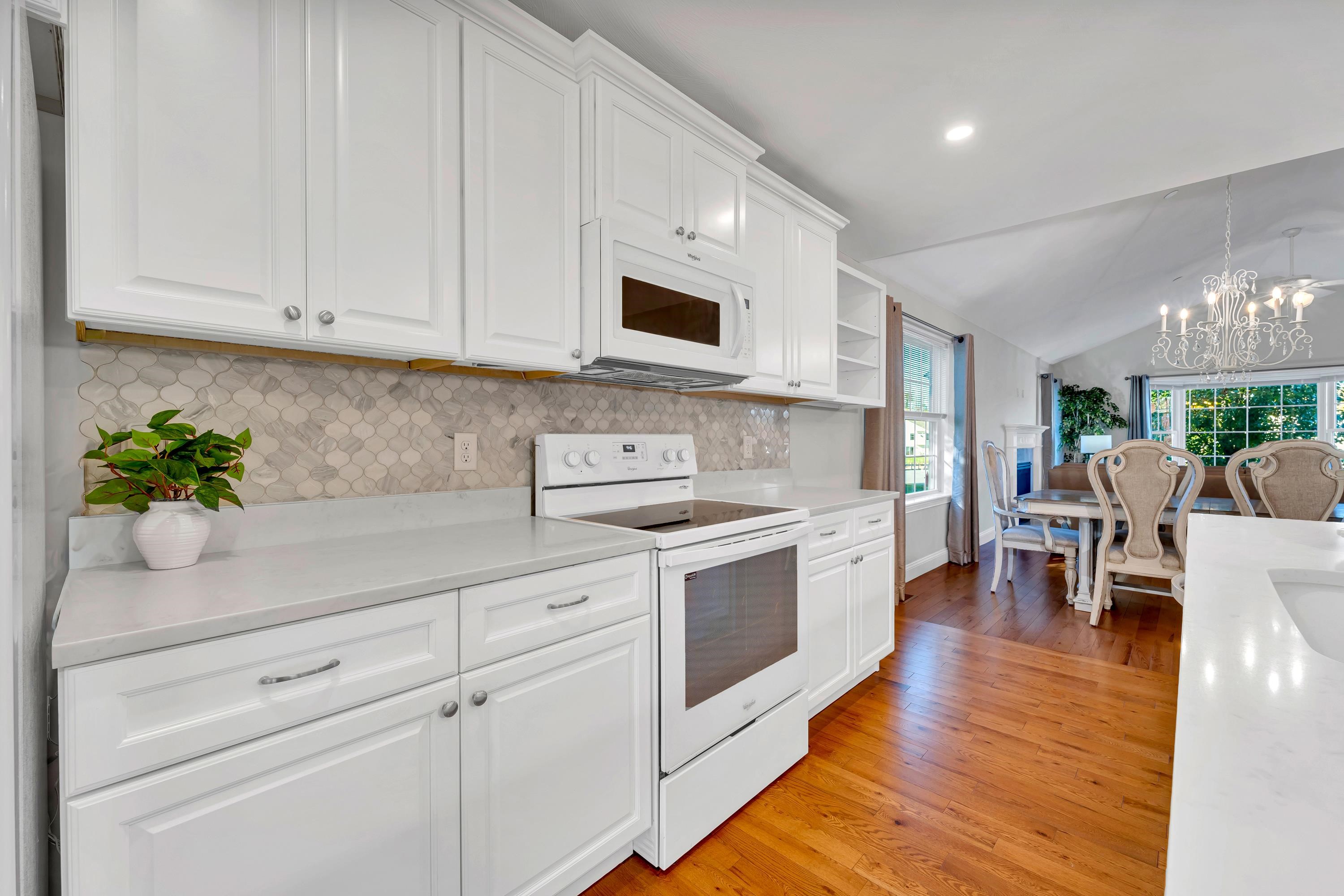 Brentwood, New Hampshire, 03833, United States, 2 Bedrooms Bedrooms, ,2 BathroomsBathrooms,Residential,For Sale,1976209