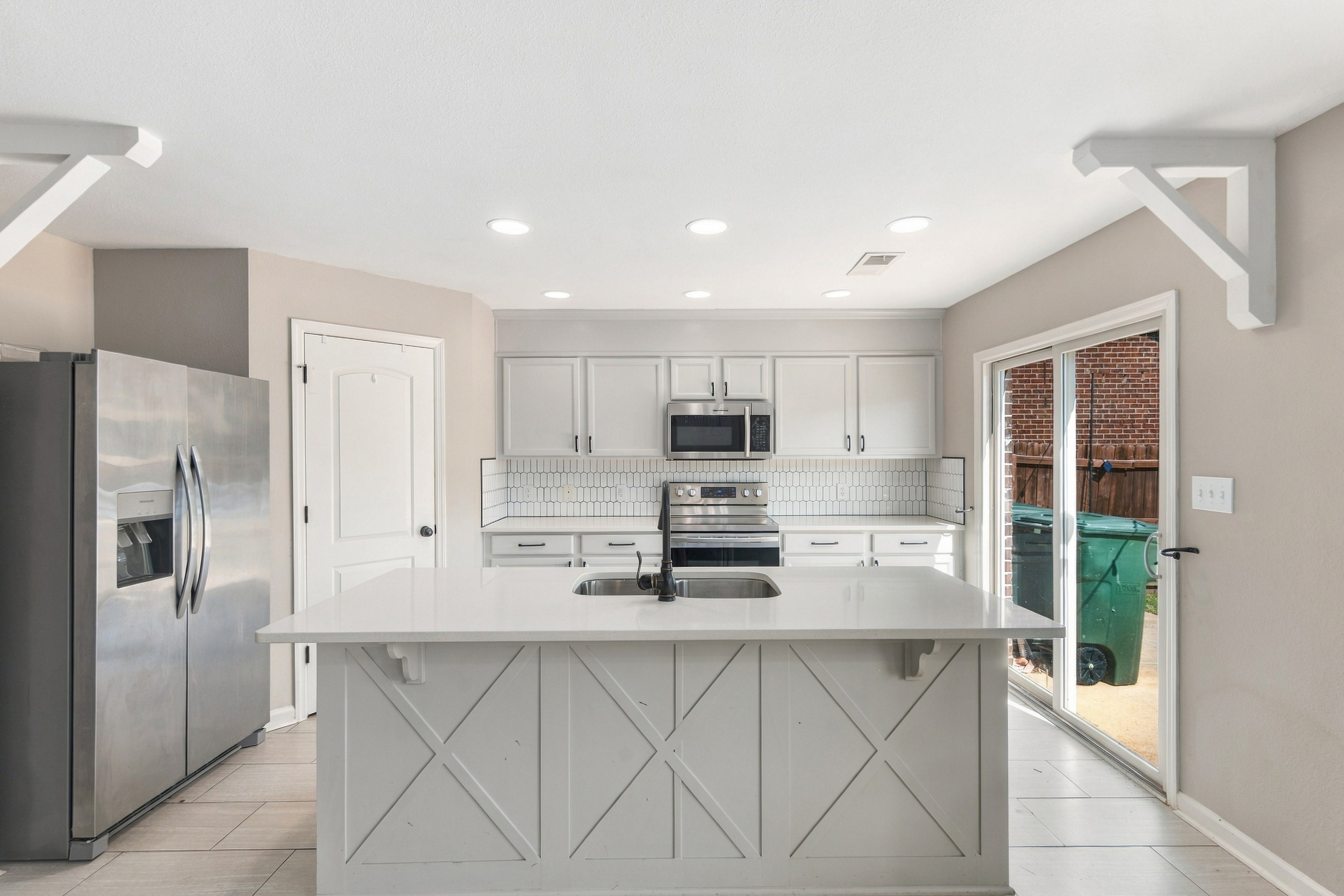  1836 Clayton Cove Drive NW - 物件實景