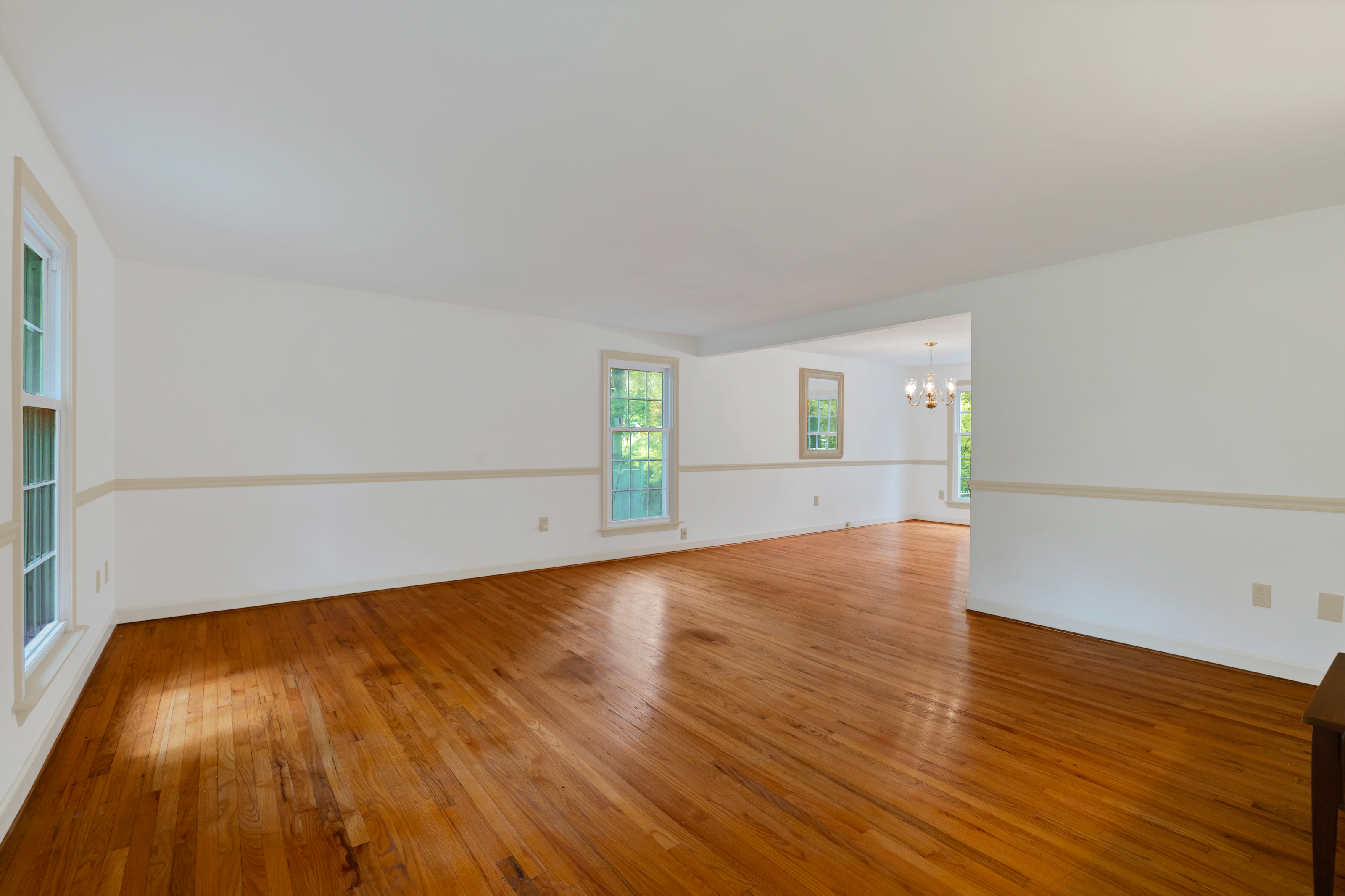  Discover comfort and convenience in this spacious home - 物件實景