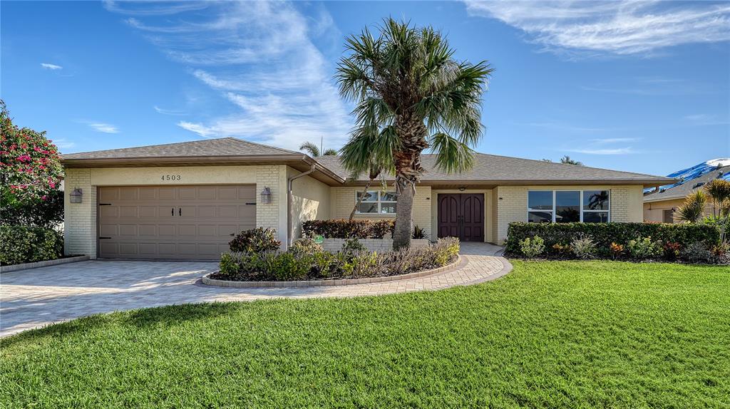 Bradenton, Florida, 34210, United States, 3 Bedrooms Bedrooms, ,2 BathroomsBathrooms,Residential,For Sale,1957049