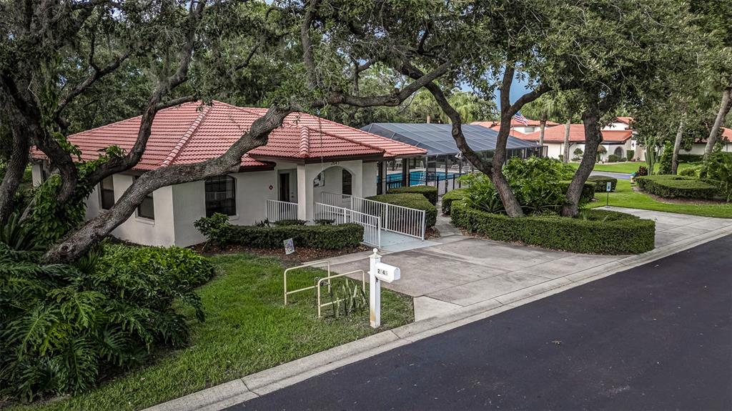 Lake Wales, Florida, 33898, United States, 2 Bedrooms Bedrooms, ,4 BathroomsBathrooms,Residential,For Sale,1908279