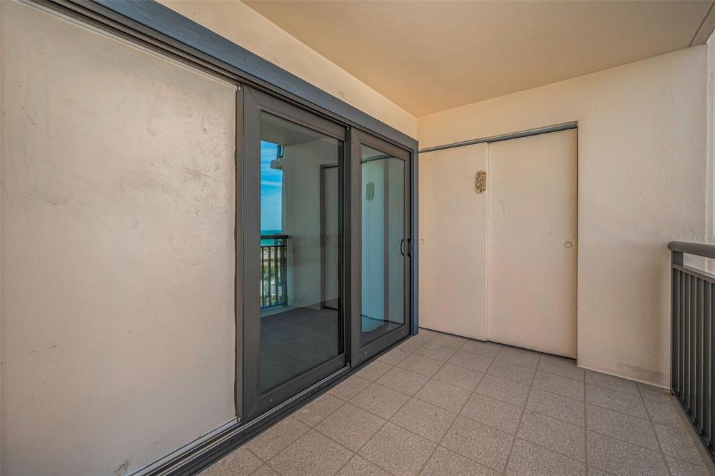 Clearwater Beach, Florida, 33767, United States, 2 Bedrooms Bedrooms, ,2 BathroomsBathrooms,Residential,For Sale,1744502