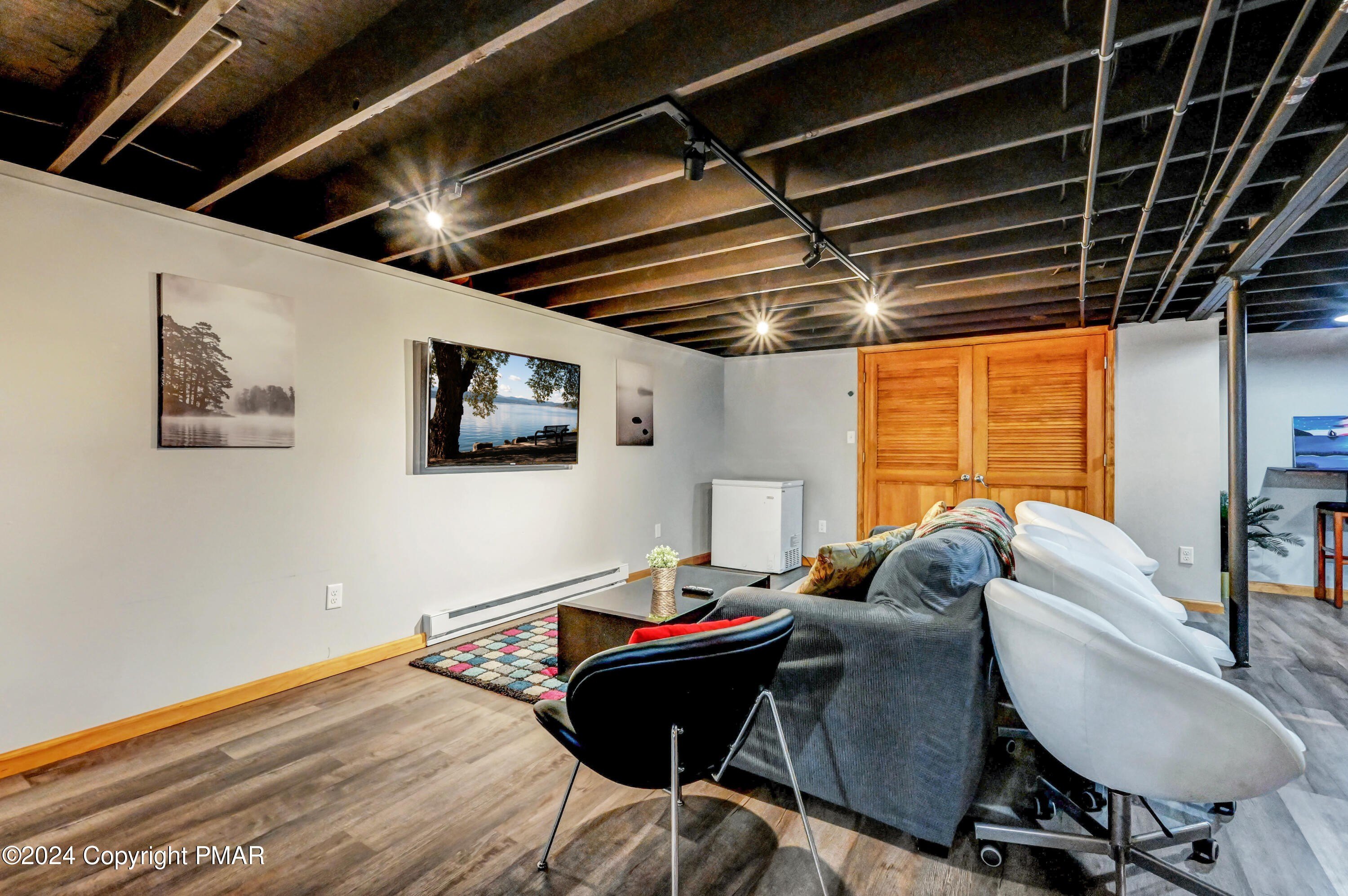 Pocono Pines, Pennsylvania, 18350, United States, 4 Bedrooms Bedrooms, ,3 BathroomsBathrooms,Residential,For Sale,1981114