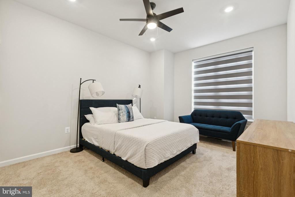 Leesburg, Virginia, 20176, United States, 4 Bedrooms Bedrooms, ,4 BathroomsBathrooms,Residential,For Sale,1983431