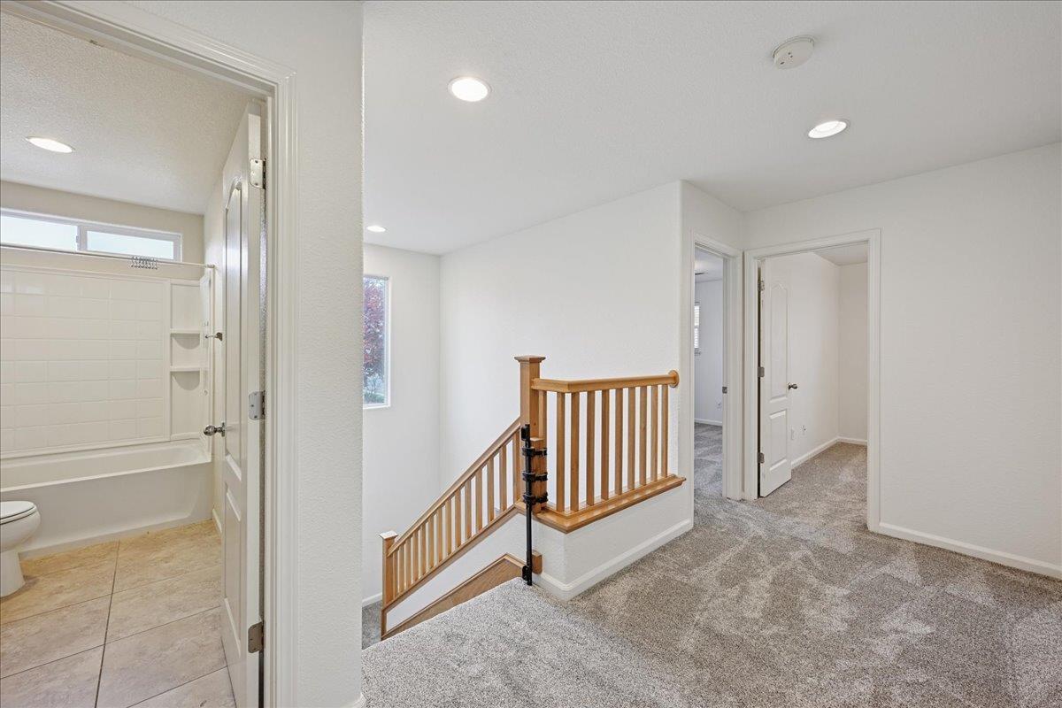 Roseville, California, 95747, United States, 5 Bedrooms Bedrooms, ,3 BathroomsBathrooms,Residential,For Sale,2005801