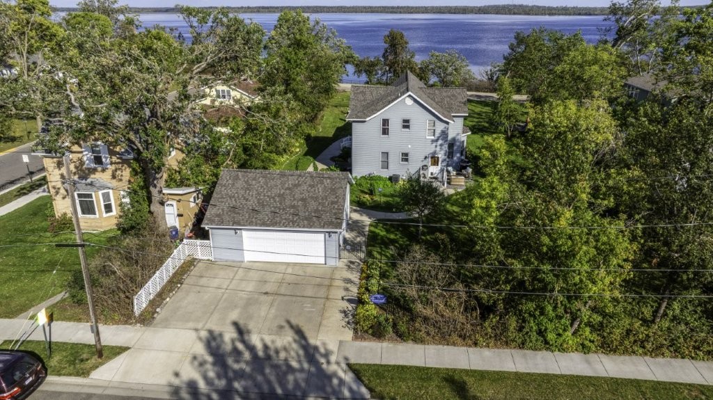 Bemidji, Minnesota, 56601, United States, 6 Bedrooms Bedrooms, ,2 BathroomsBathrooms,Residential,For Sale,2000102