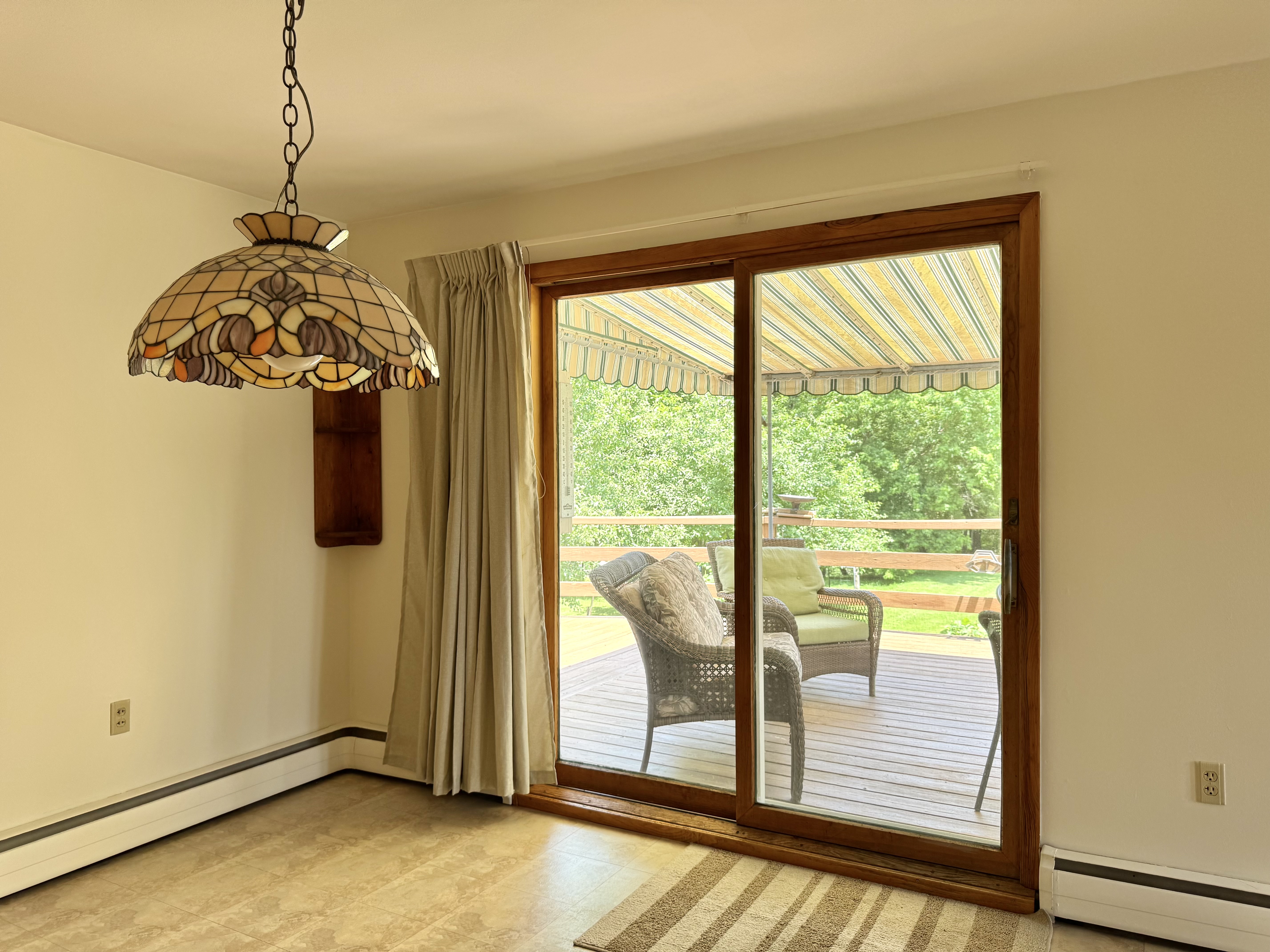 Catskill, New York, 12414, United States, 6 Bedrooms Bedrooms, ,3 BathroomsBathrooms,Residential,For Sale,1983582