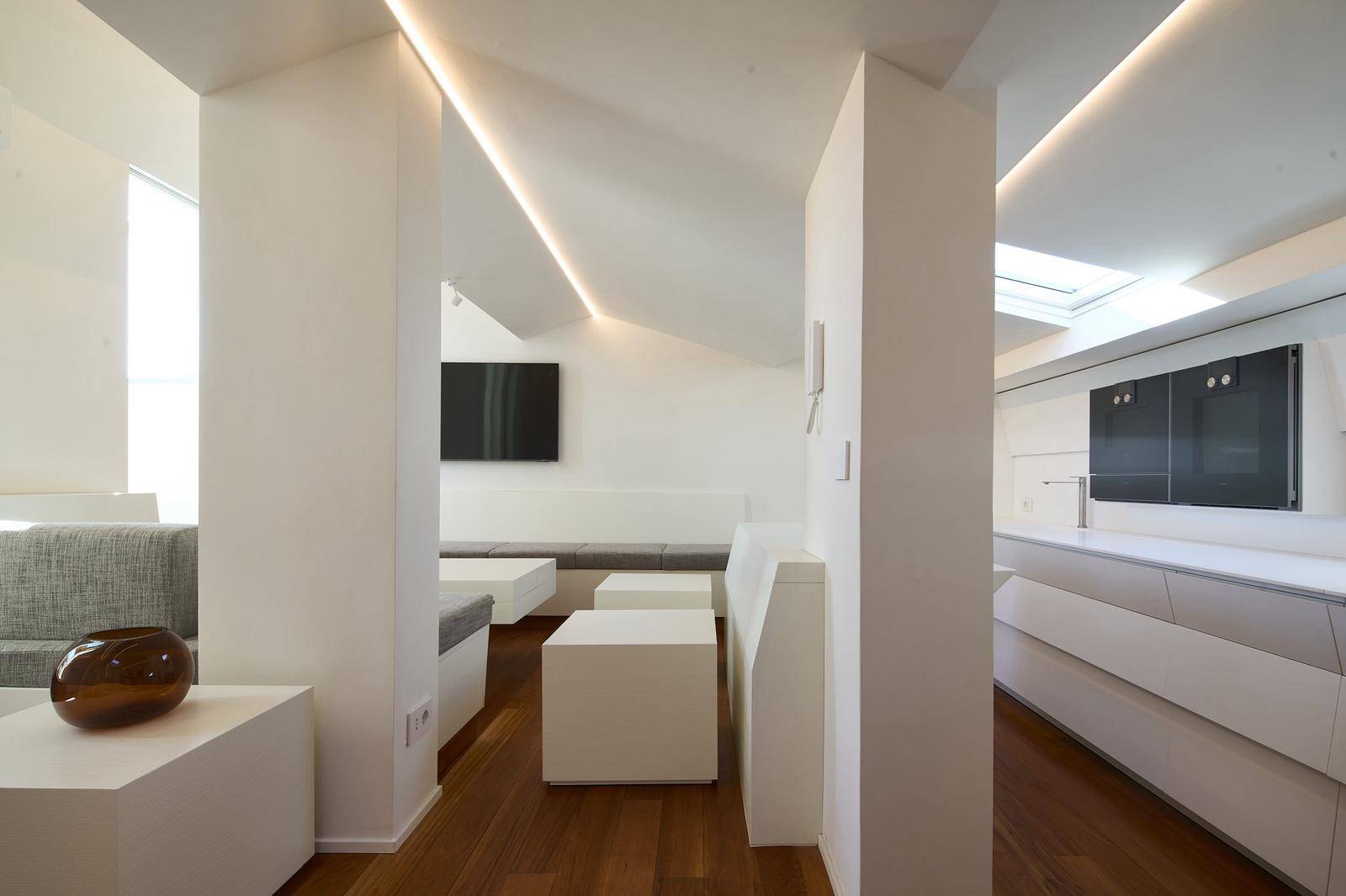 Firenze, Firenze, 50100, IT, 3 Bedrooms Bedrooms, ,3 BathroomsBathrooms,Residential,For Sale,1990289