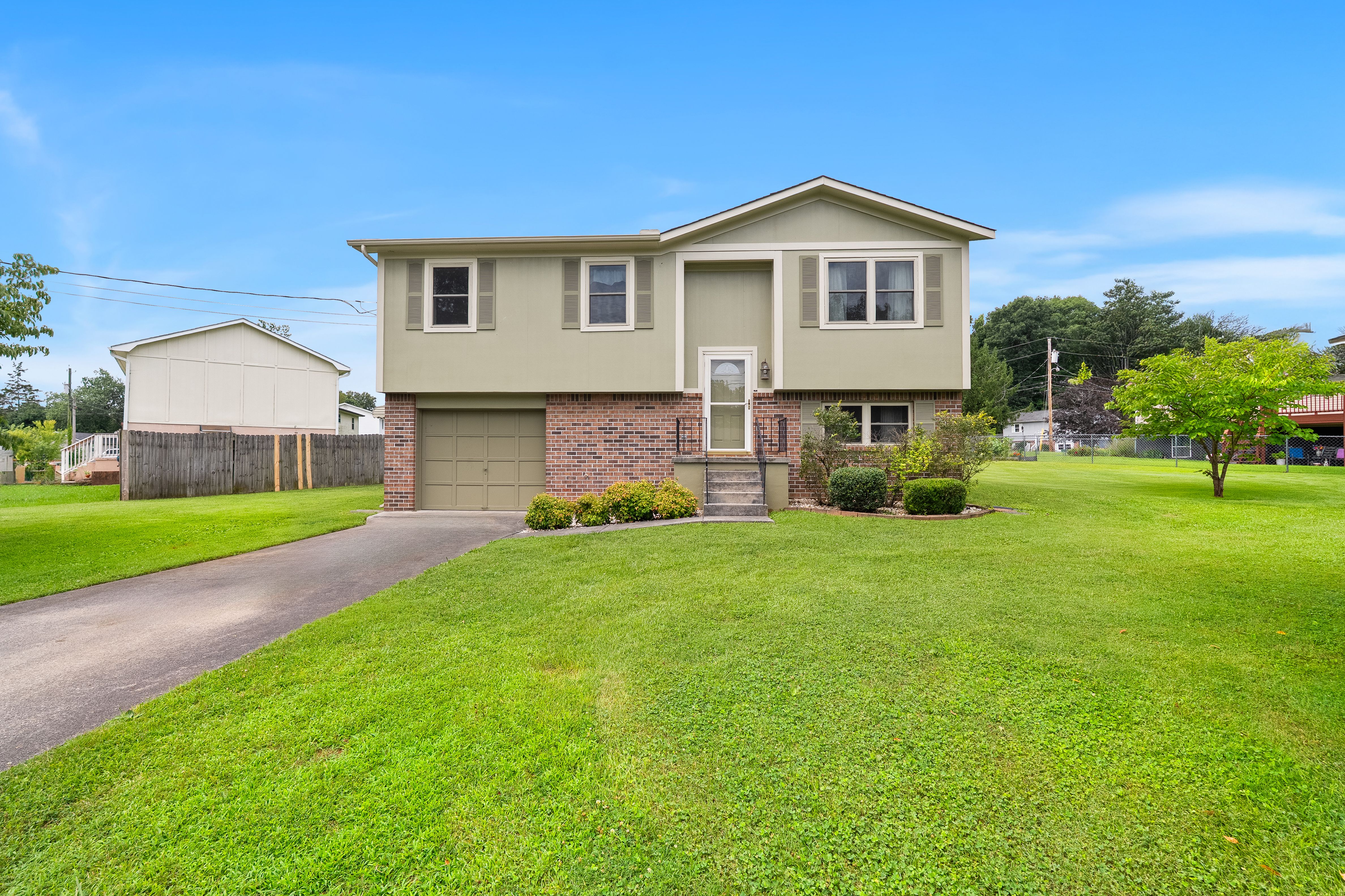  1837 Brookmill Road, Knoxville, TN 37932 - 物件實景