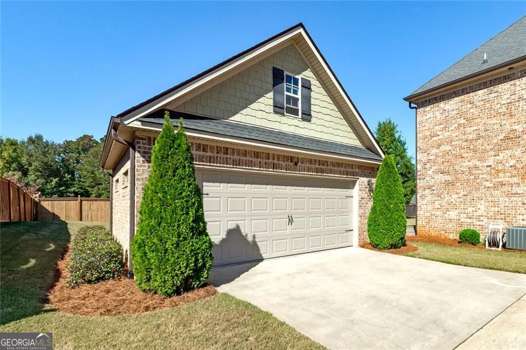 Locust Grove, Georgia, 30248, United States, 5 Bedrooms Bedrooms, ,5 BathroomsBathrooms,Residential,For Sale,1967272