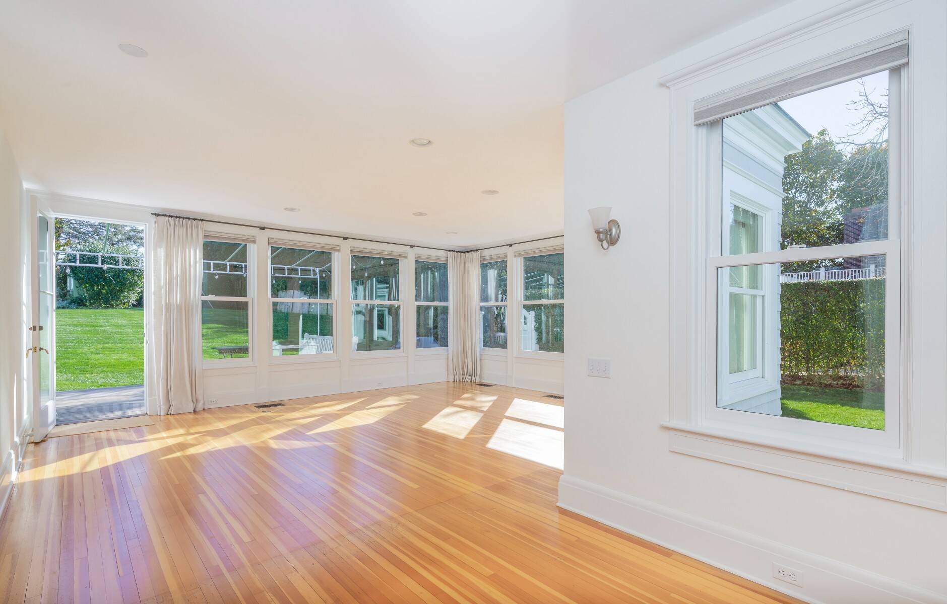  338 N MAIN ST - 物件實景