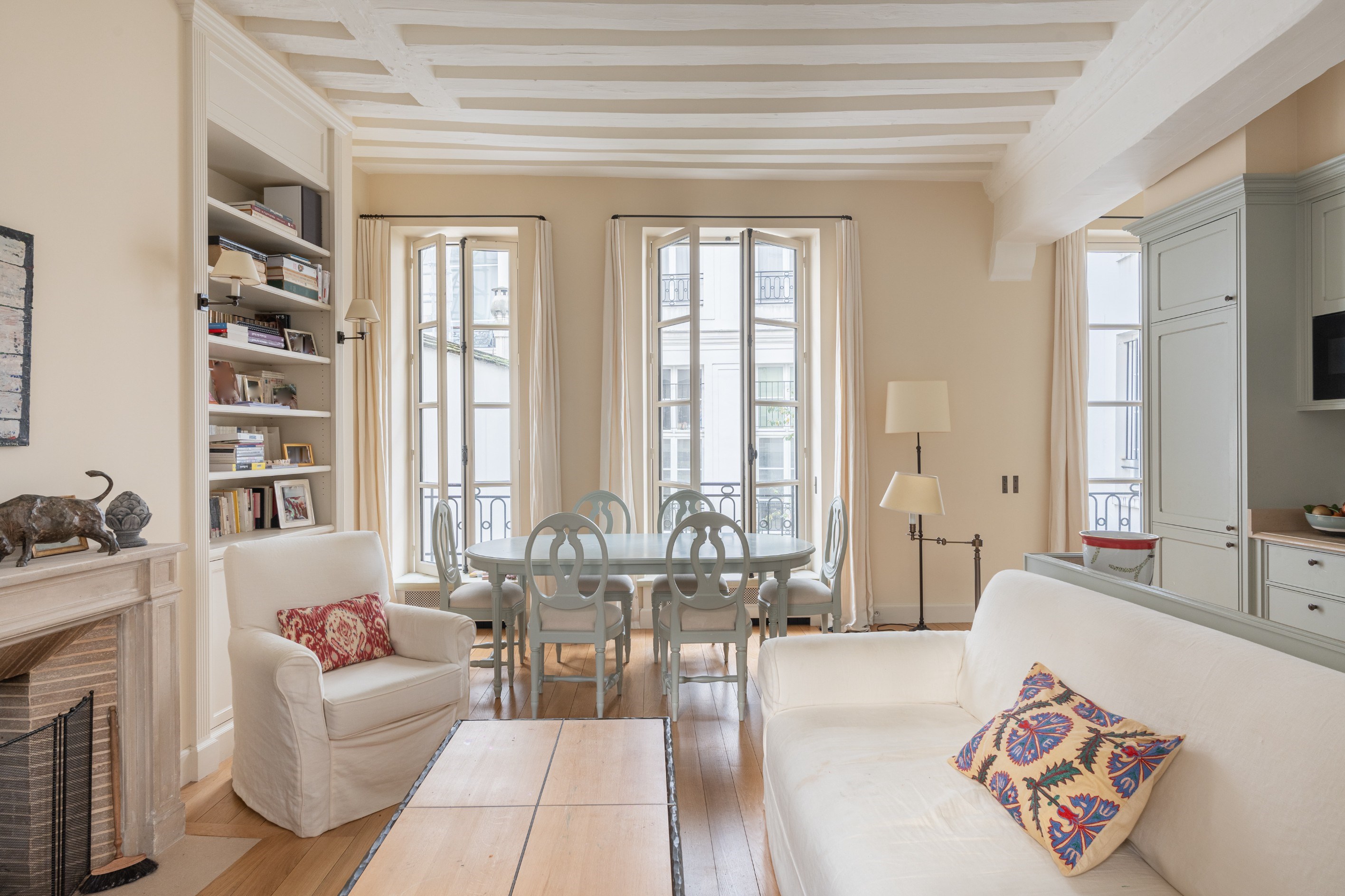  Elegant, fully renovated apartment with a spacious landscaped terrace - 物件實景