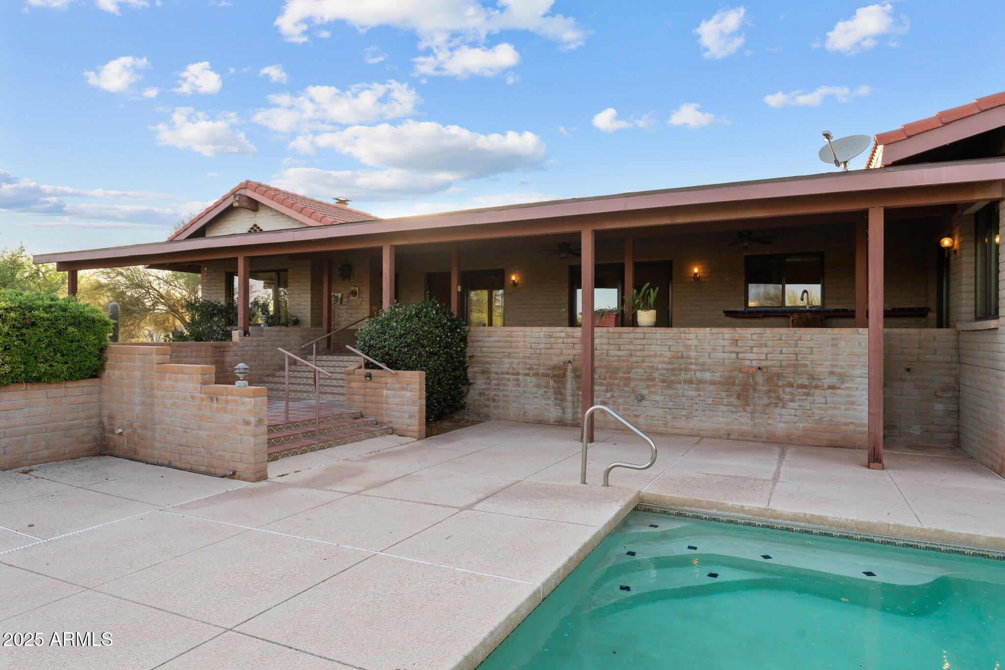 Wickenburg, Arizona, 85390, United States, 3 Bedrooms Bedrooms, ,3 BathroomsBathrooms,Residential,For Sale,1976707