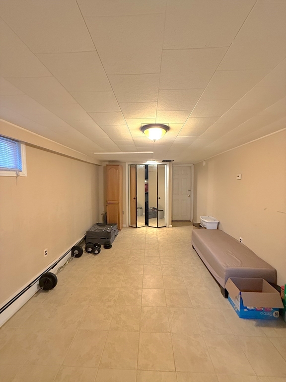 Everett, Massachusetts, 02149, United States, 6 Bedrooms Bedrooms, ,4 BathroomsBathrooms,Residential,For Sale,1938376