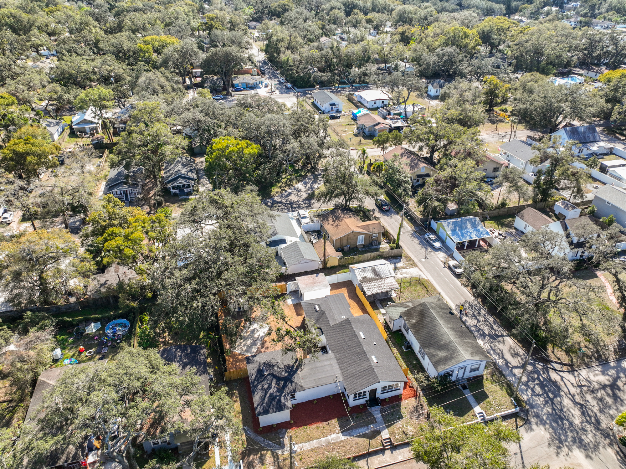 Tampa, Florida, 33603, United States, 5 Bedrooms Bedrooms, ,4 BathroomsBathrooms,Residential,For Sale,1980148