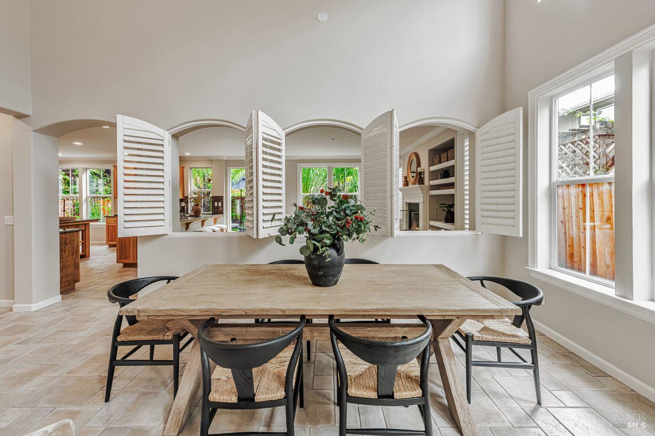 Novato, California, 94949, United States, 5 Bedrooms Bedrooms, ,3 BathroomsBathrooms,Residential,For Sale,1941742