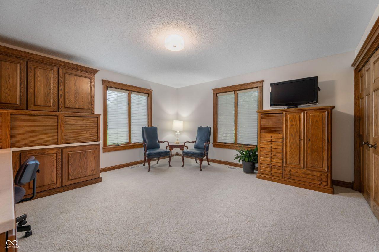 Muncie, Indiana, 47304, United States, 4 Bedrooms Bedrooms, ,5 BathroomsBathrooms,Residential,For Sale,1828305