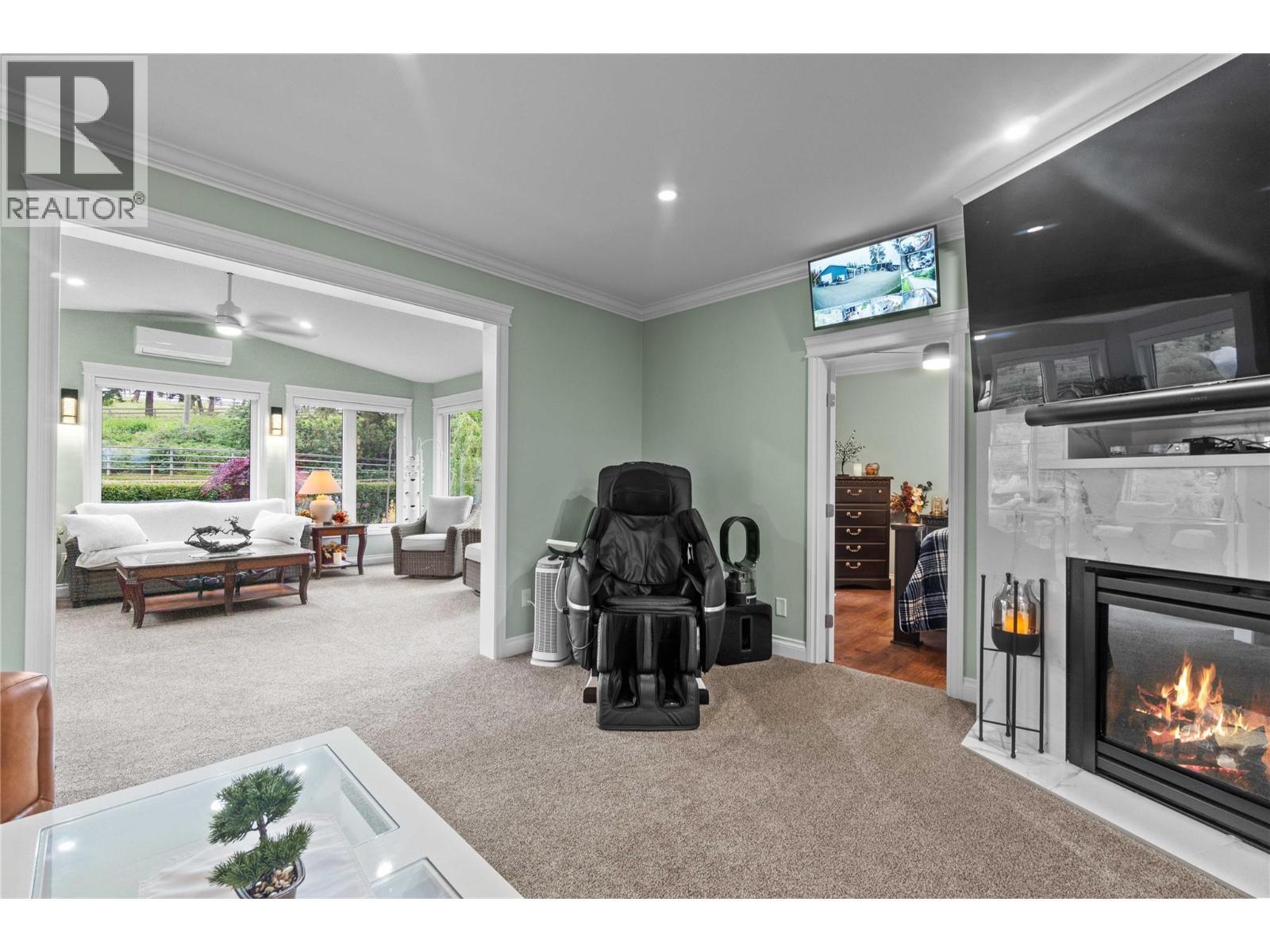 ARMSTRONG, British Columbia, V4Y 0V5, CA, 3 Bedrooms Bedrooms, ,2 BathroomsBathrooms,Residential,For Sale,1947955