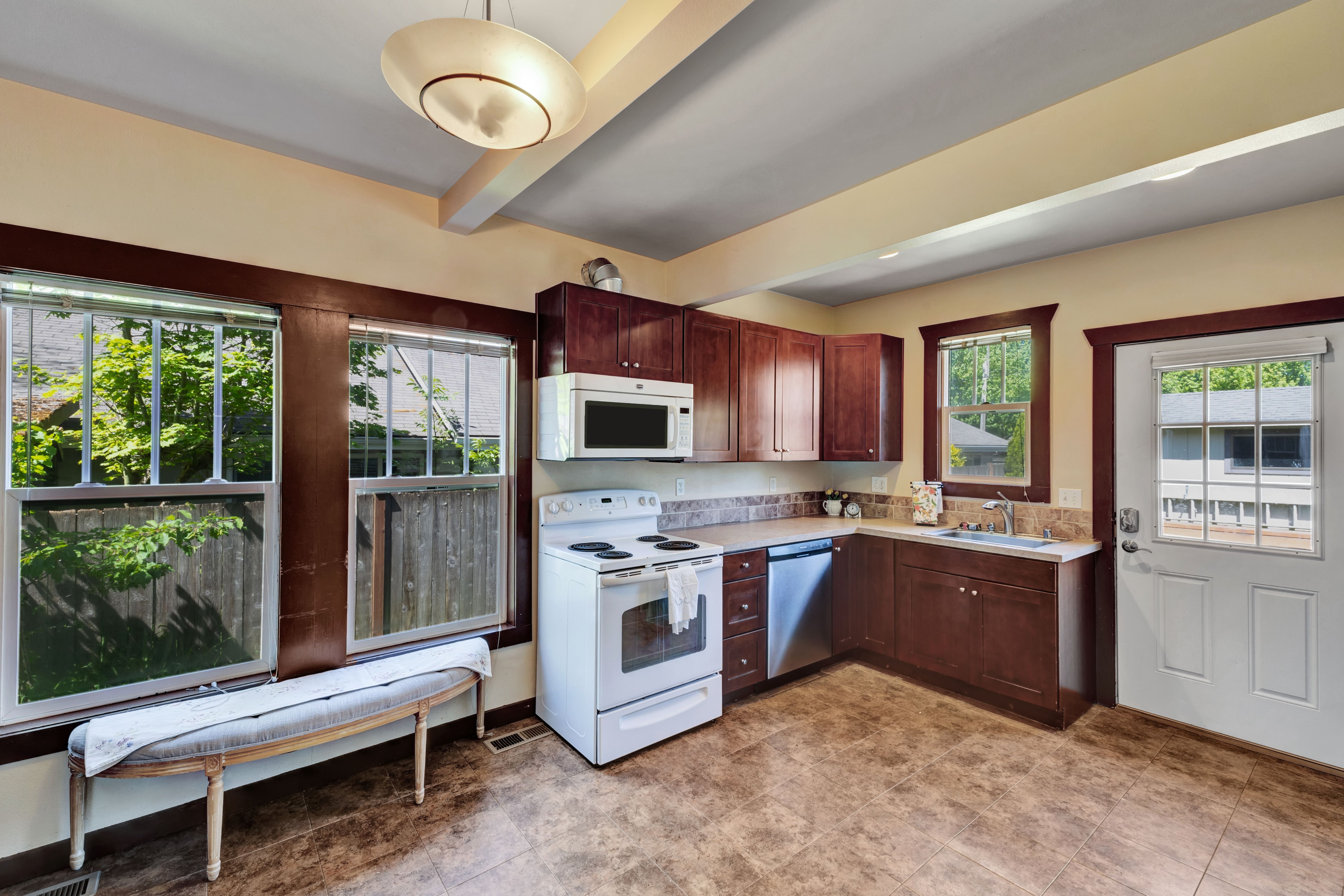  250 SE Andrews St, Issaquah, WA 98027 - 物件實景