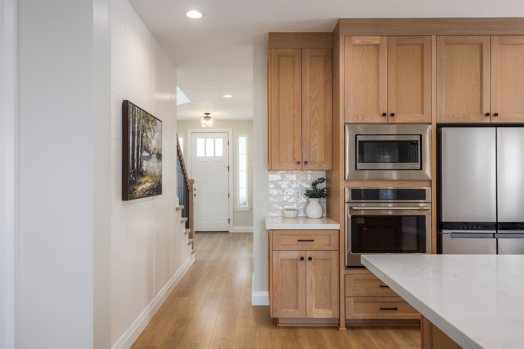  Impeccably Maintained Home with Mountain Views & Four-Car Garage - 物件實景
