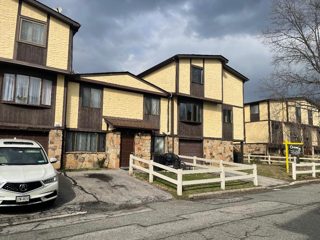 Staten Island, New York, 10314, United States, 2 Bedrooms Bedrooms, ,2 BathroomsBathrooms,Residential,For Sale,1916527