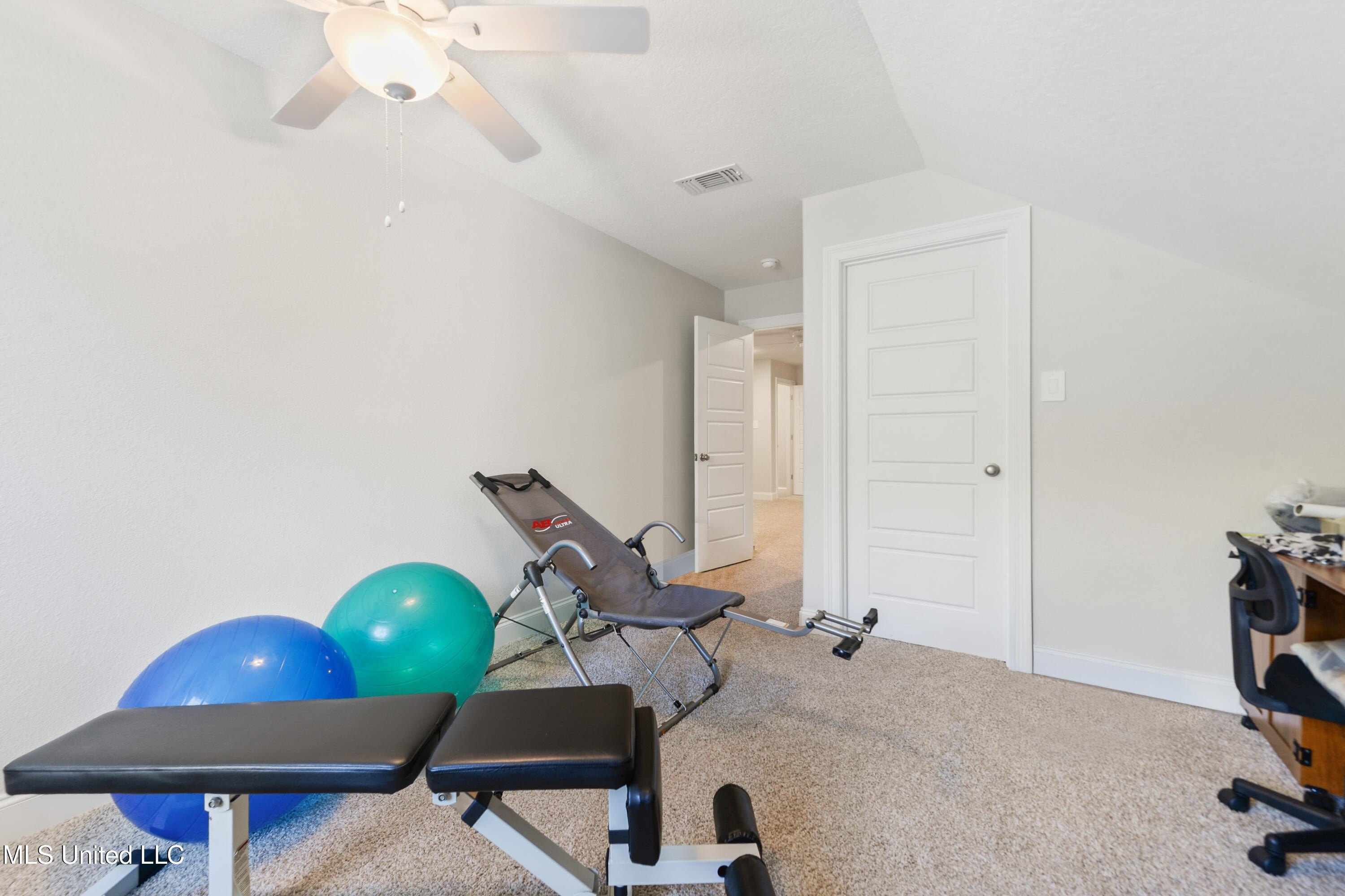 Gulfport, Mississippi, 39503, United States, 5 Bedrooms Bedrooms, ,3 BathroomsBathrooms,Residential,For Sale,1979883