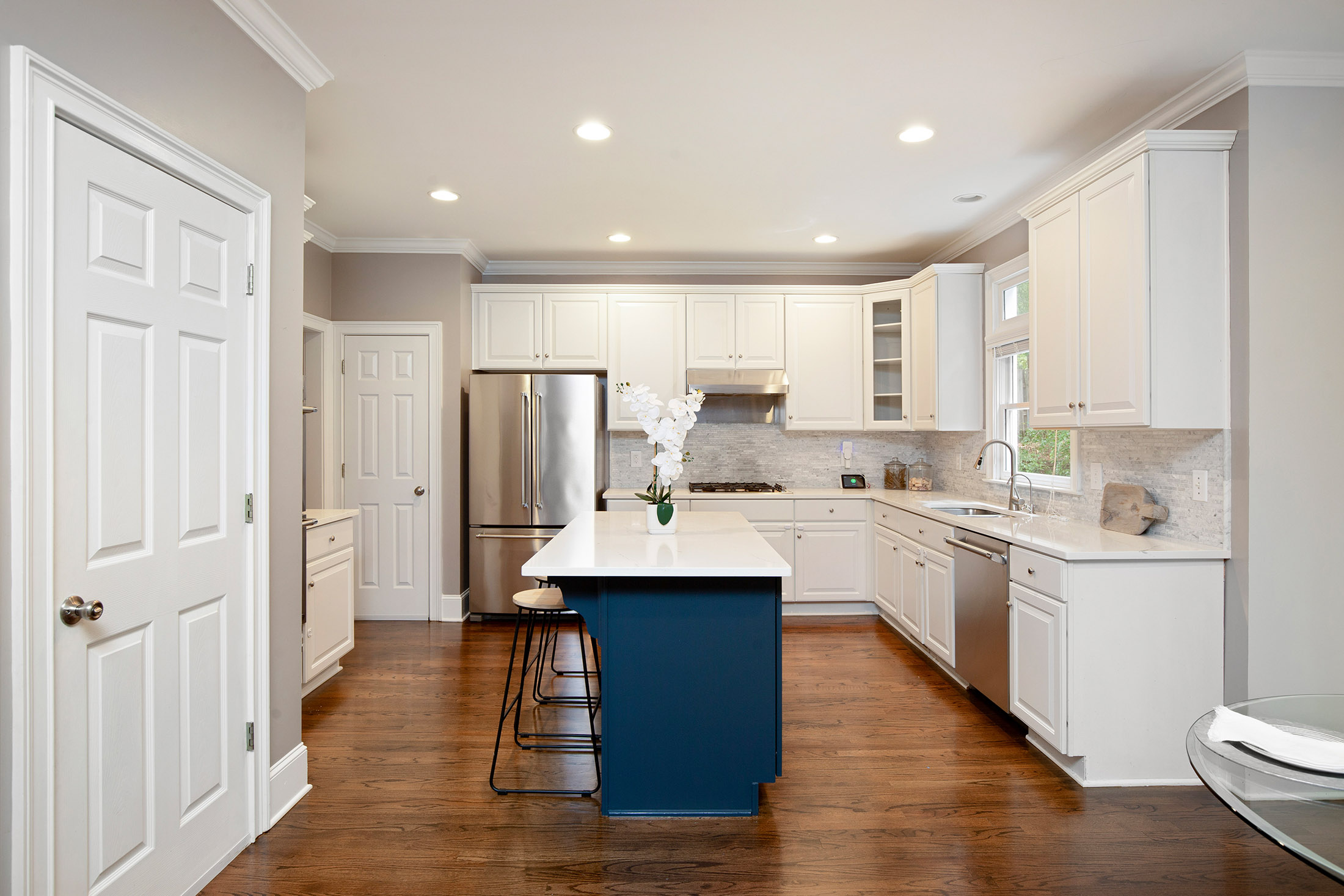  Recently Updated Four Bedroom Home in Gated Brookhaven Community - 物件實景